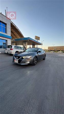 نيسان ماكسيما